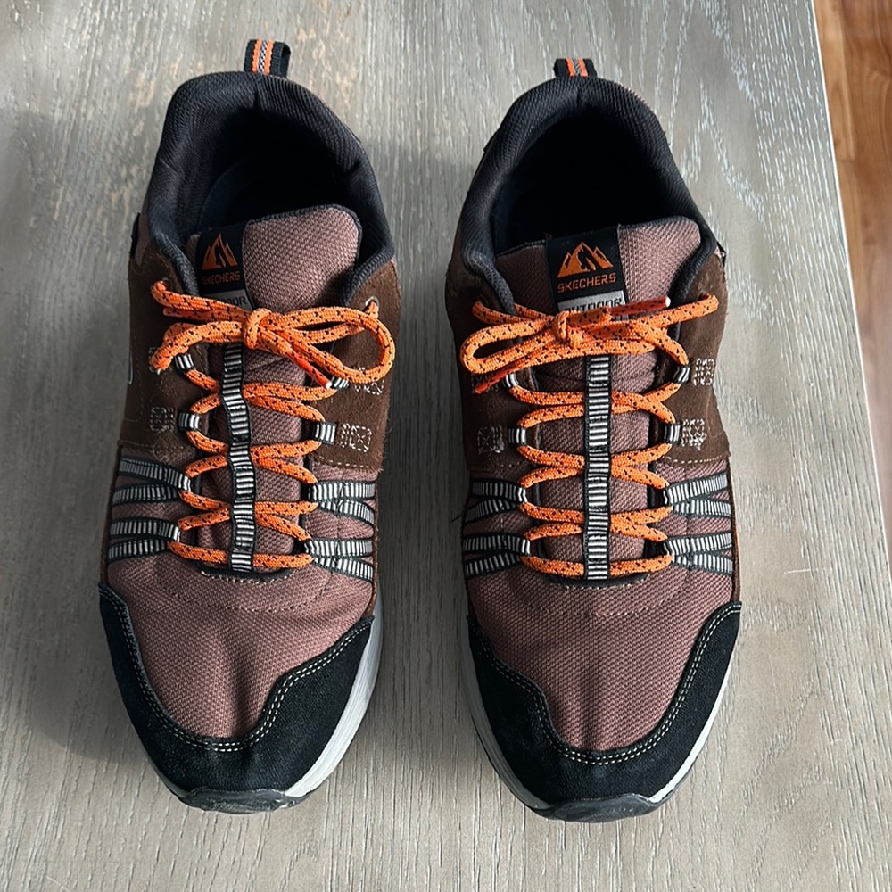 Skechers Men's Brown and Orange Athletic Shoes size 12 good condition